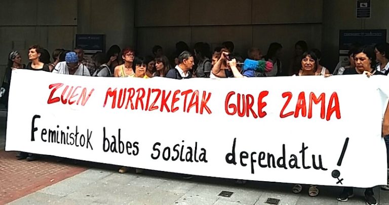 Babes sozialerako sistema publiko eta duin bat aldarrikatu dugu feministok