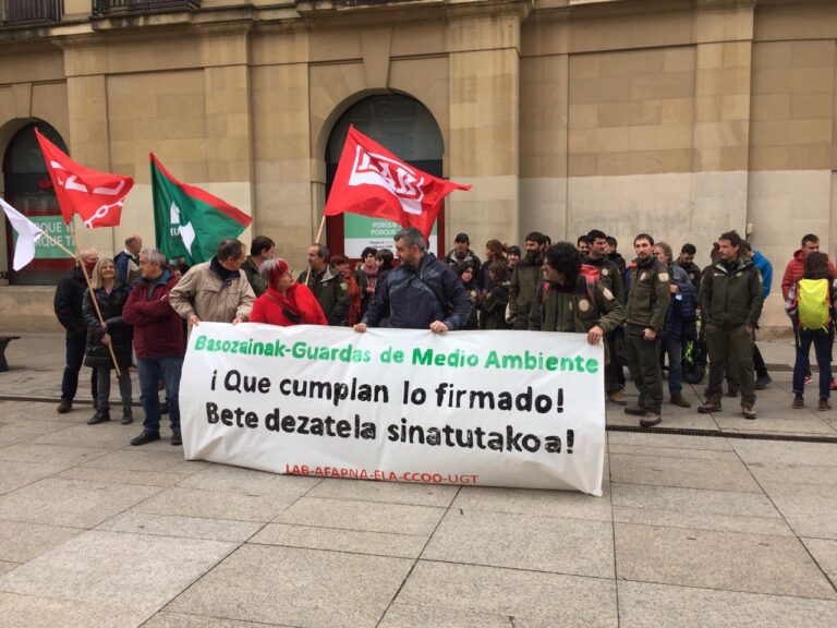 Basozainek Nafarroako Gobernuari exijitu diote 15 lanpostu berri sortzeko konpromisoa bete dezala