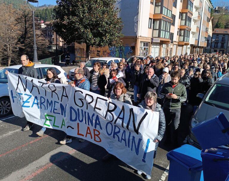 Enpresaren itxikeriaren aurrean, Natra Oñatiko langileek greba egun gehiago egingo dituzte, hitzarmenaren negoziazioaren blokeoa apurtzeko