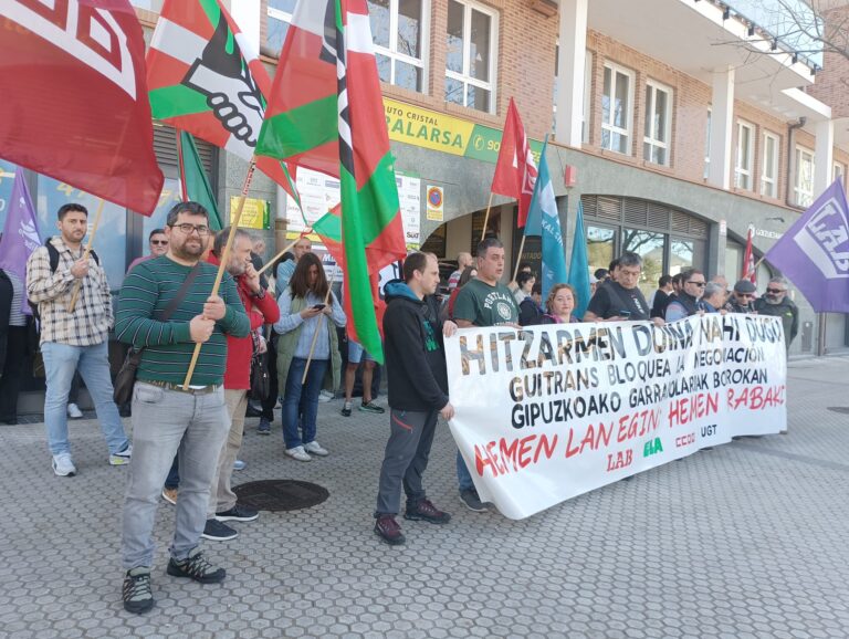 Si GUITRANS bloquea la negociación del convenio de transporte de mercancías por carretera de Gipuzkoa, haremos un llamamiento a bloquear las carreteras