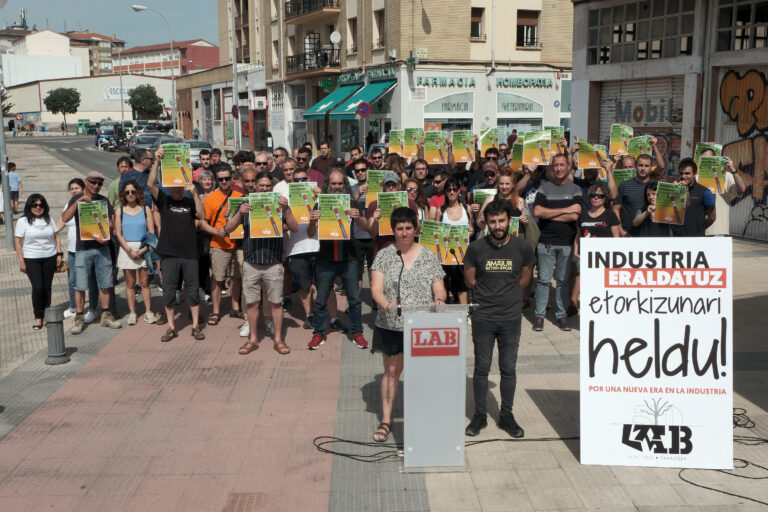 Reivindicamos una serie de medidas que debería tener en cuenta una ley de industria navarra que pusiese en el centro las condiciones laborales y de vida de la clase trabajadora