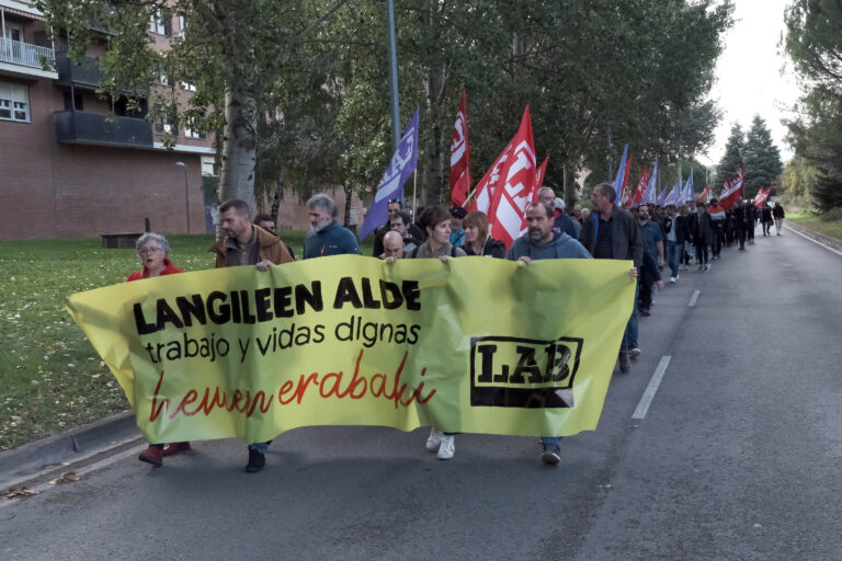 Hemos reclamado regular en Nafarroa el salario mínimo y la jornada laboral