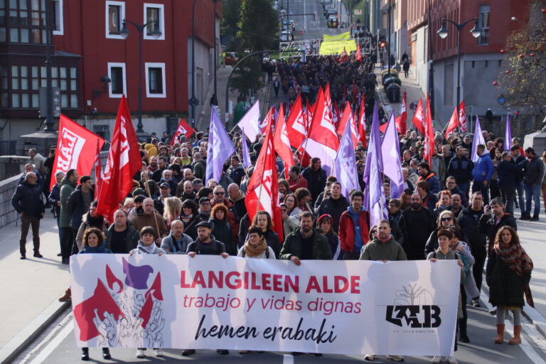 1.500 ordezkari inguru mobilizatu ditugu Bilbon, zaintza, enplegua eta aberastasuna banatzeko neurriak exijitzeko